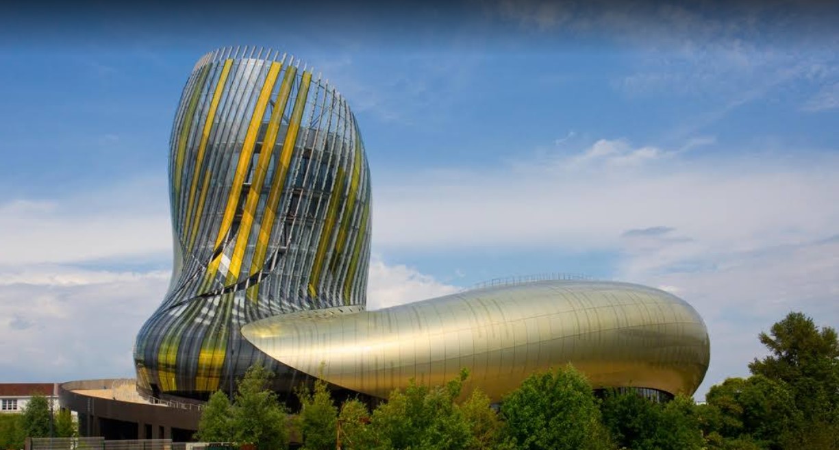 Étude acoustique prévisionnelle et dimensionnement des traitements acoustiques de la Cité du Vin à Bordeaux